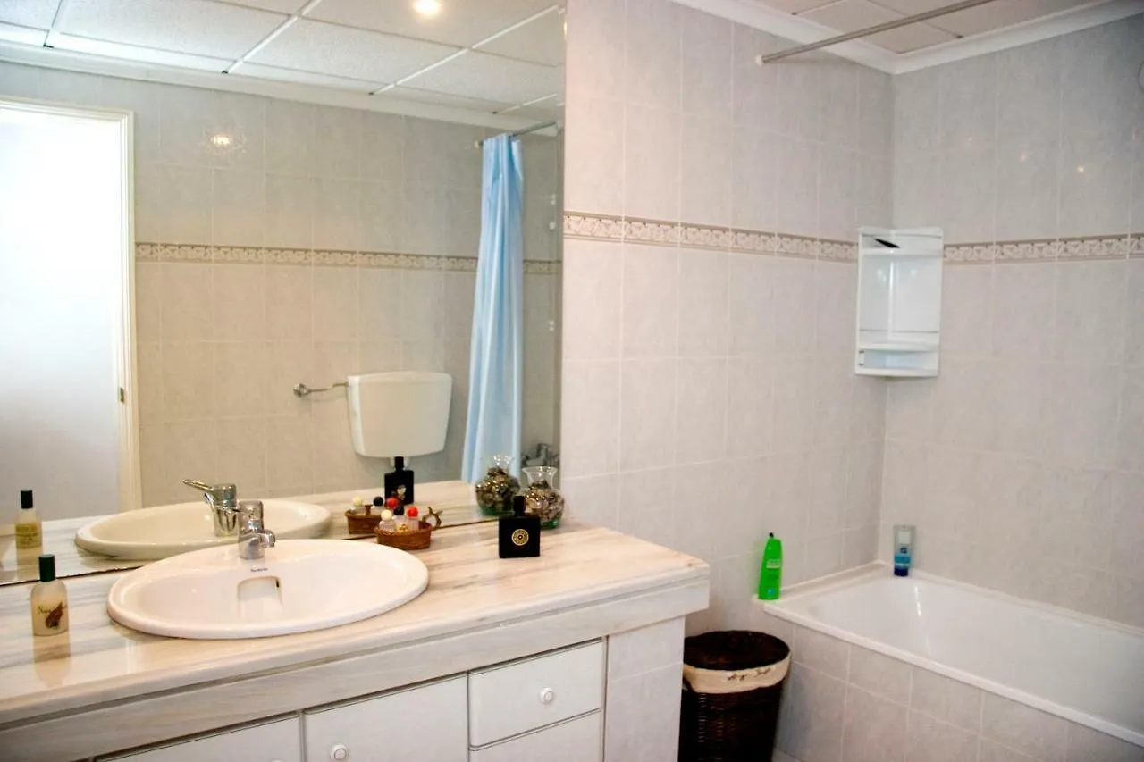 Apartment Ramos Palmeira Gale: Beachside Condo with Pool and Smart Amenities Albufeira