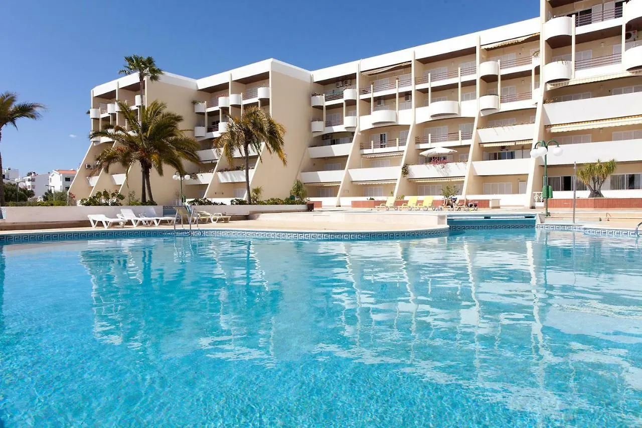Ramos Palmeira Gale: Beachside Condo with Pool and Smart Amenities Albufeira